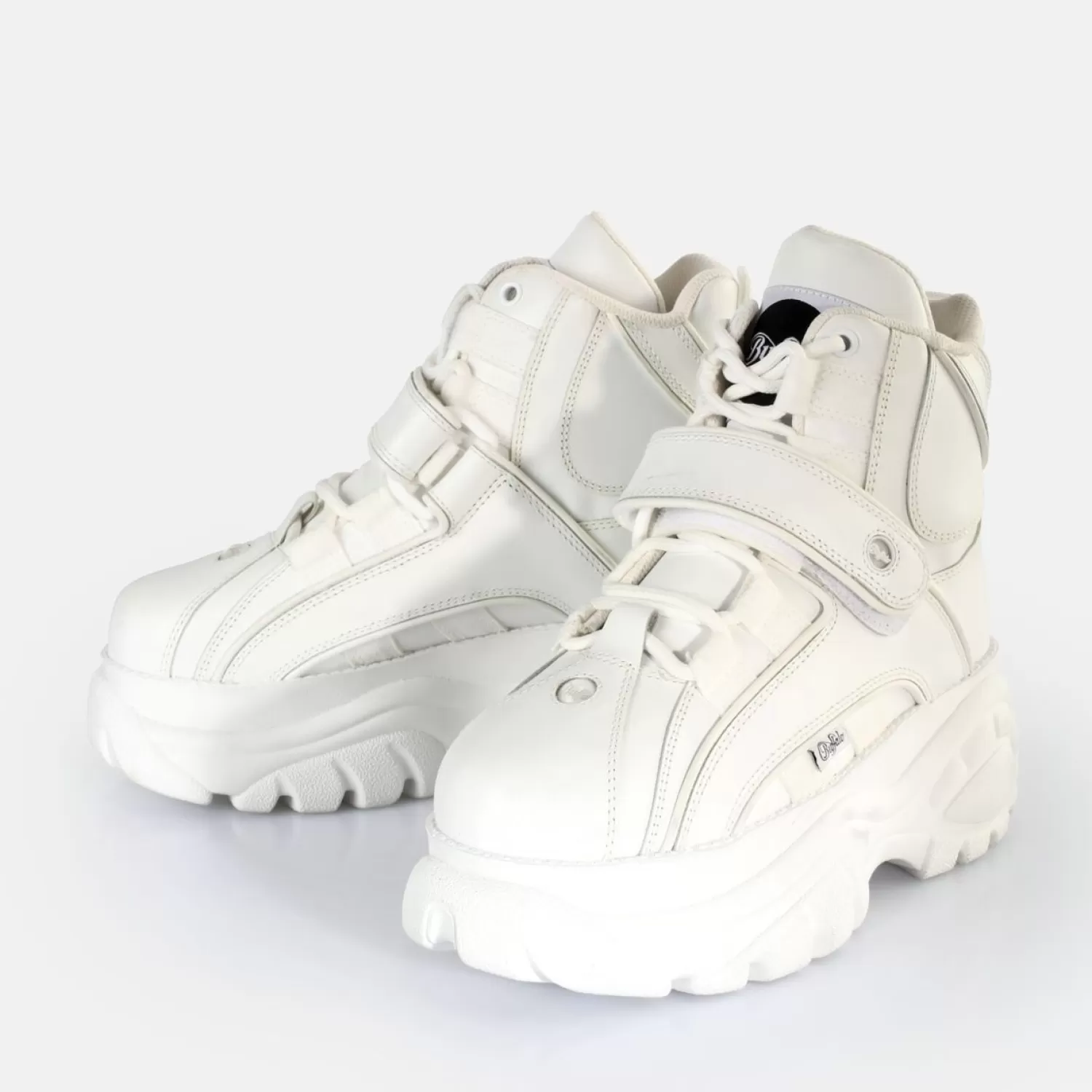 classic_sneaker_high_leather_3.webp Hot Classic Sneaker High Leather Women Classics